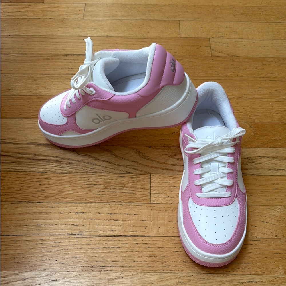 ALO Yoga Sneakers in Pink and White